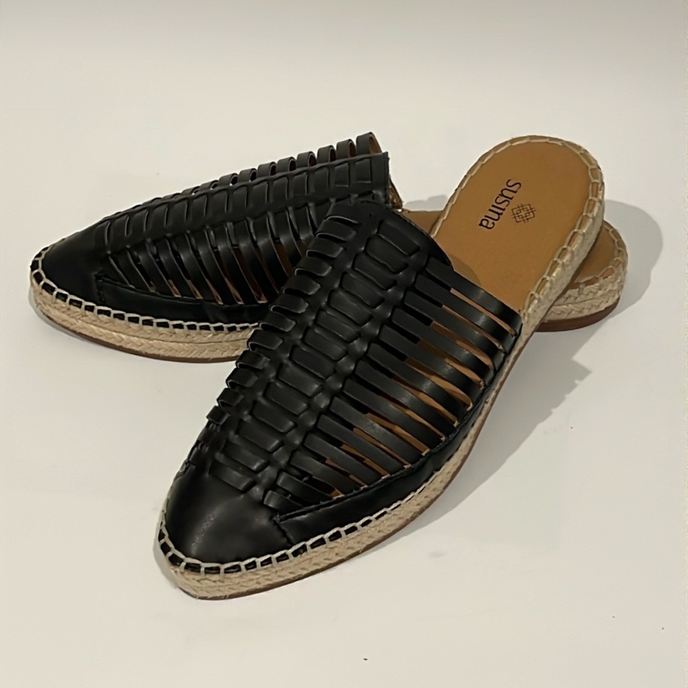 Susina black leather mule